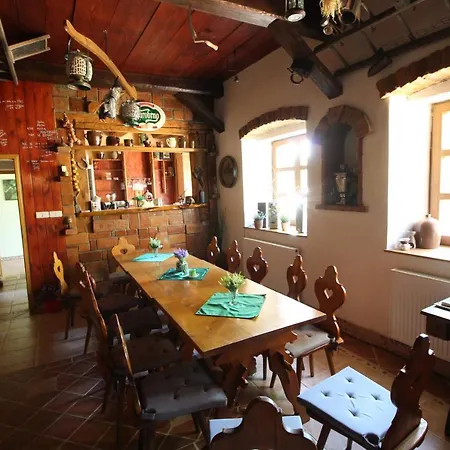 Stara Skola Guest house Vikantice