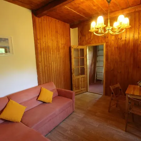 Stará škola Vikantice